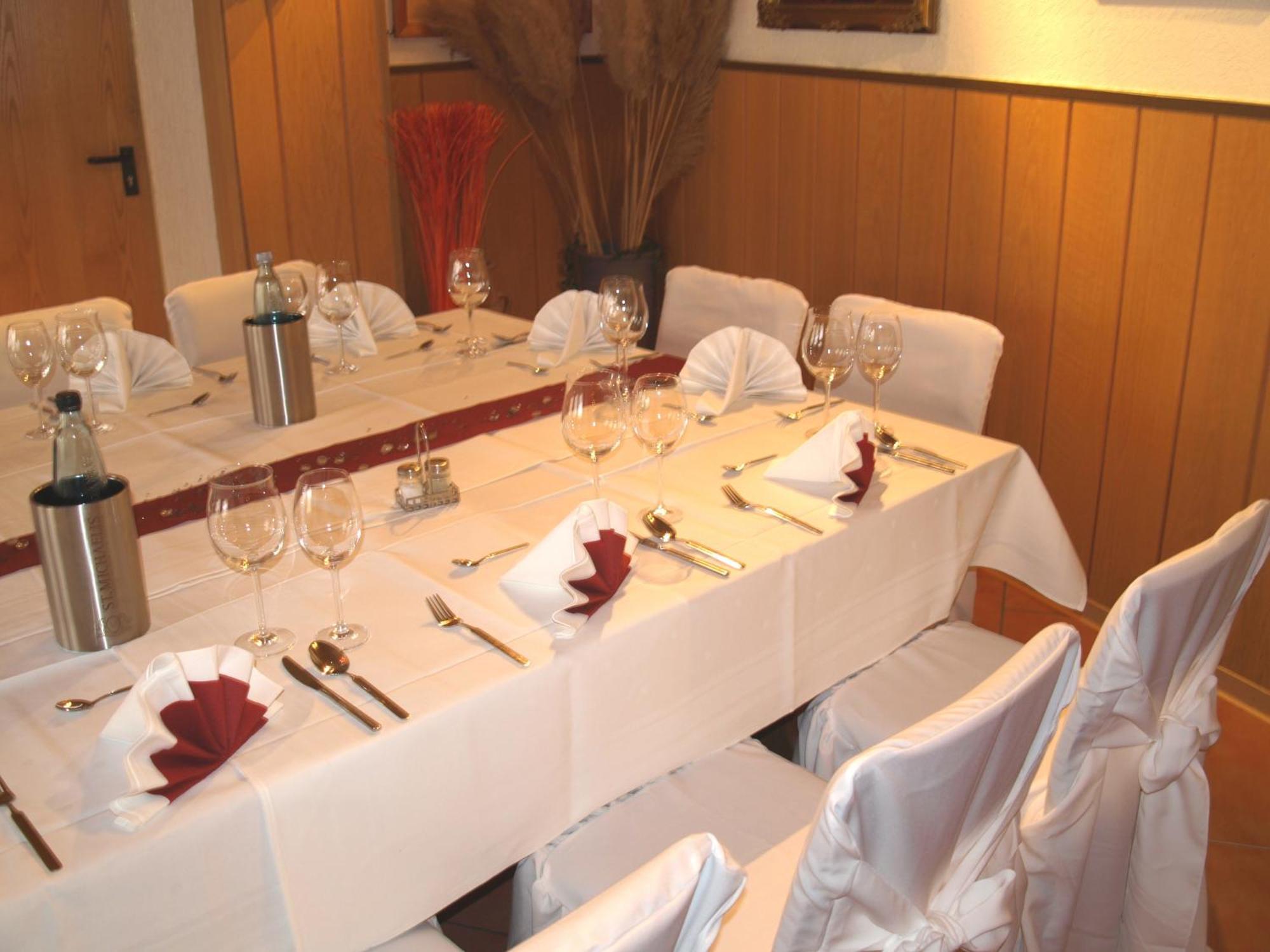 Hotel Auerhahn Grevenkrug Екстериор снимка
