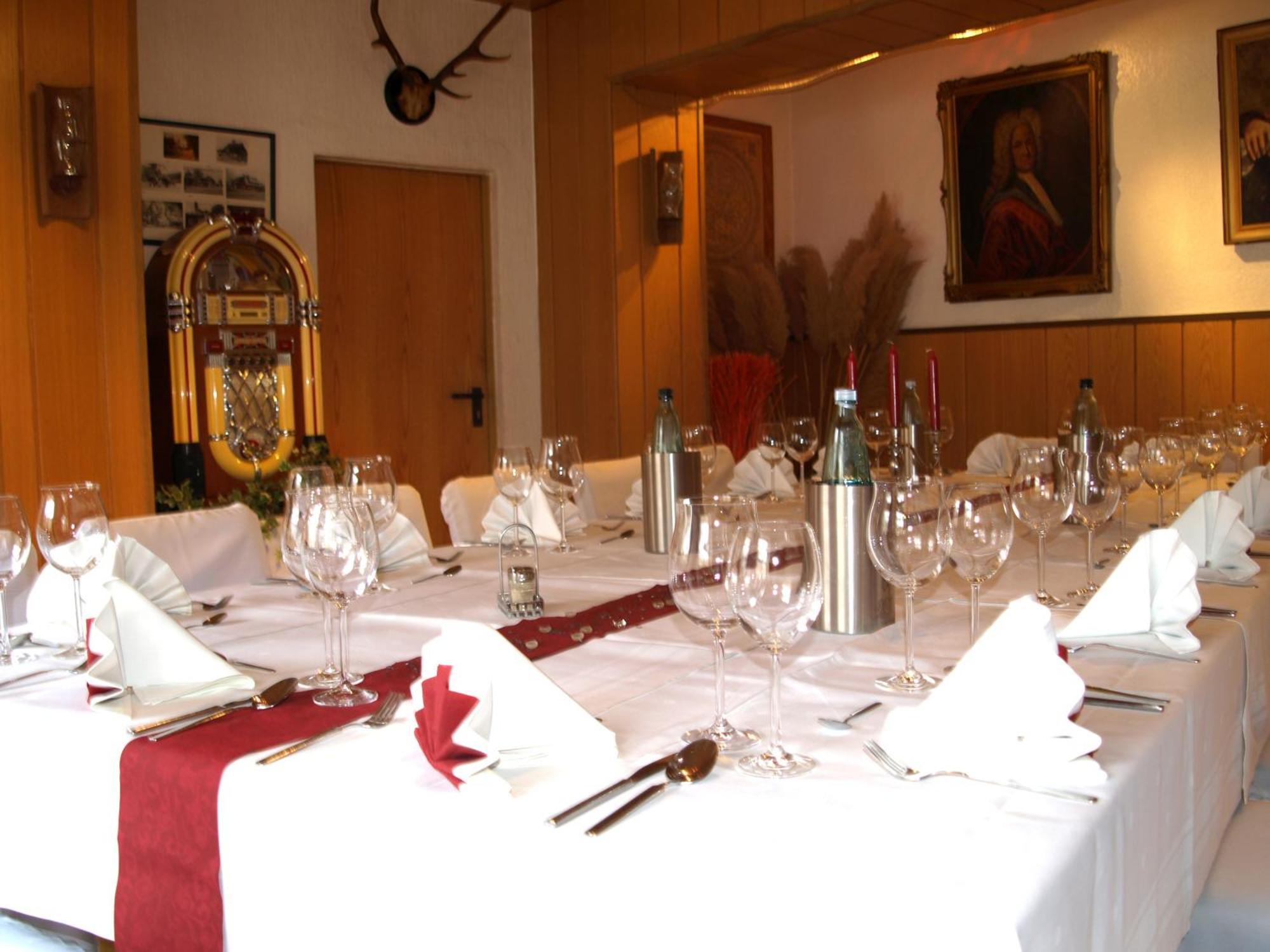 Hotel Auerhahn Grevenkrug Екстериор снимка